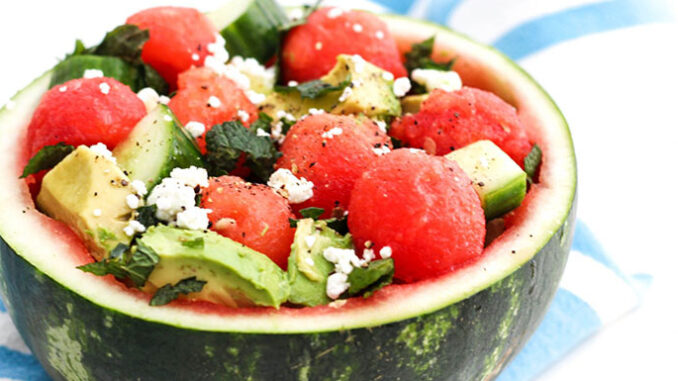 Salata-od-LUBENICE-–-Jednom-se-proba-pa-jede-stalno-recept