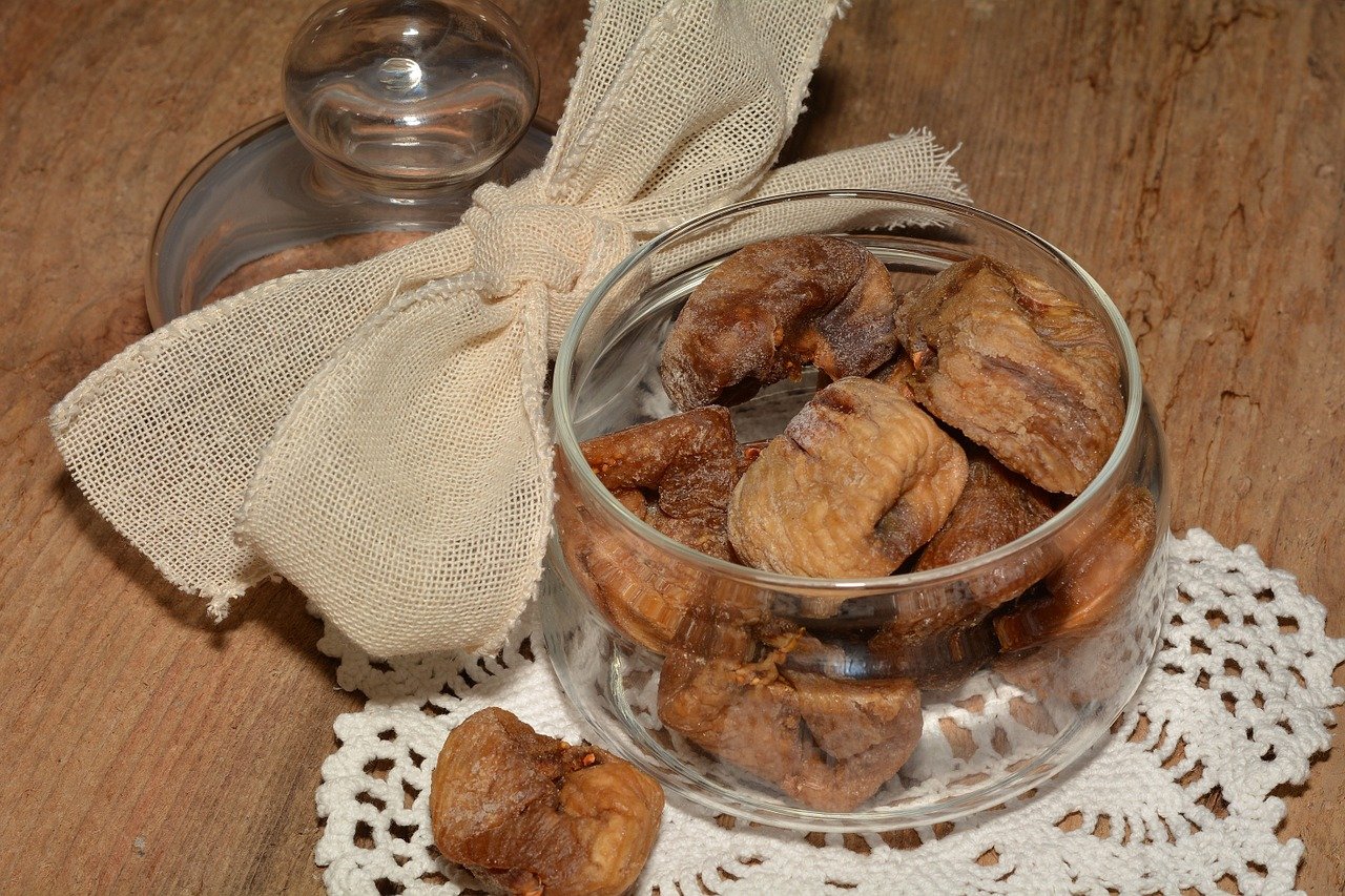 dried-figs-617735_1280 (1)