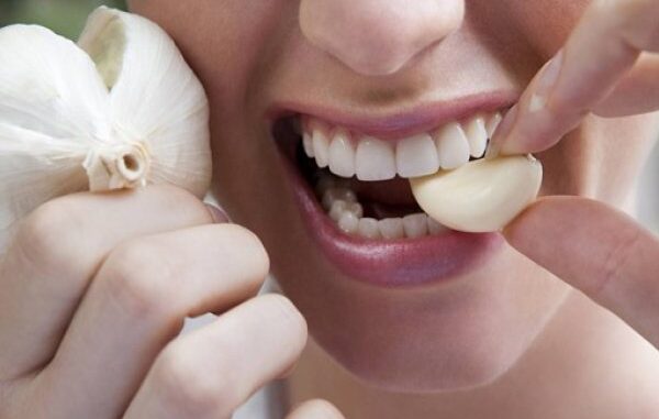 bijeli-luk-sisanje (1)